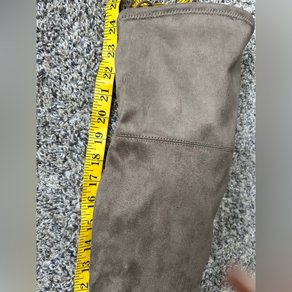 Marc Fisher New Without Box Over the Knee Vegan Taupe Suede size 11 - Picture 6 of 9